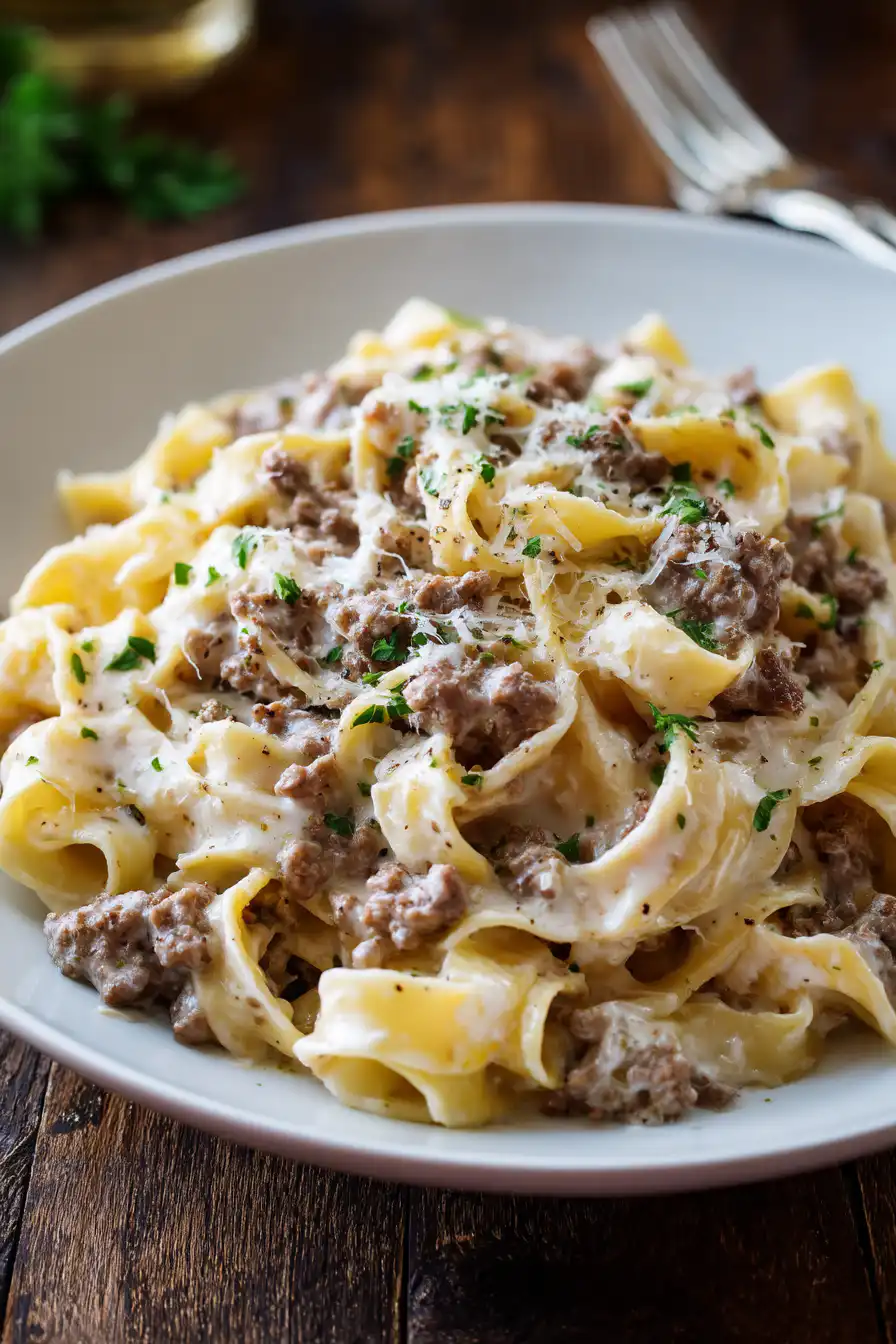 Creamy Ground Beef Alfredo Pasta