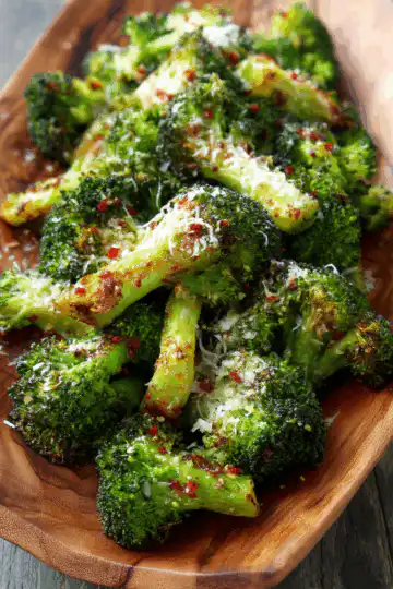 GARLIC PARMESAN ROASTED BROCCOLI