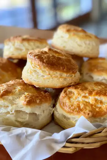 Buttermilk biscuits taken with iphone 15 pro max --iw 2 --ar 4:5 --v 6.0 --raw