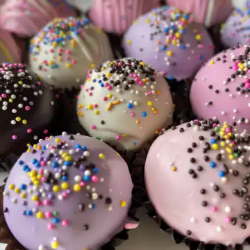 Easter Egg Oreo Balls taken with iphone 15 pro max --iw 2 --ar 4:5 --v 6.0 --raw