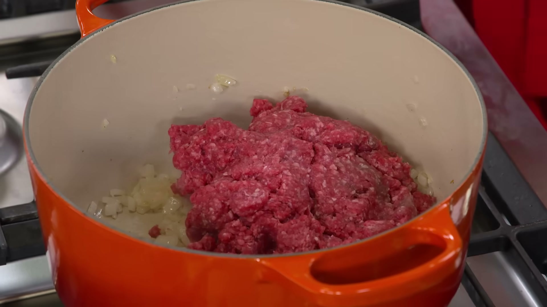 easy classic hearty beef chili