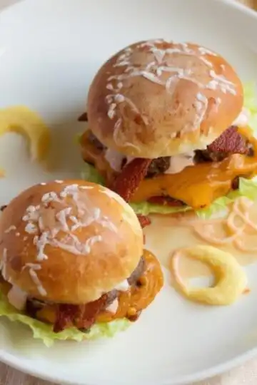 Mini smash burgers