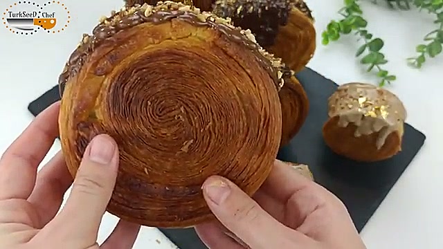 easy viral pistachio croissant